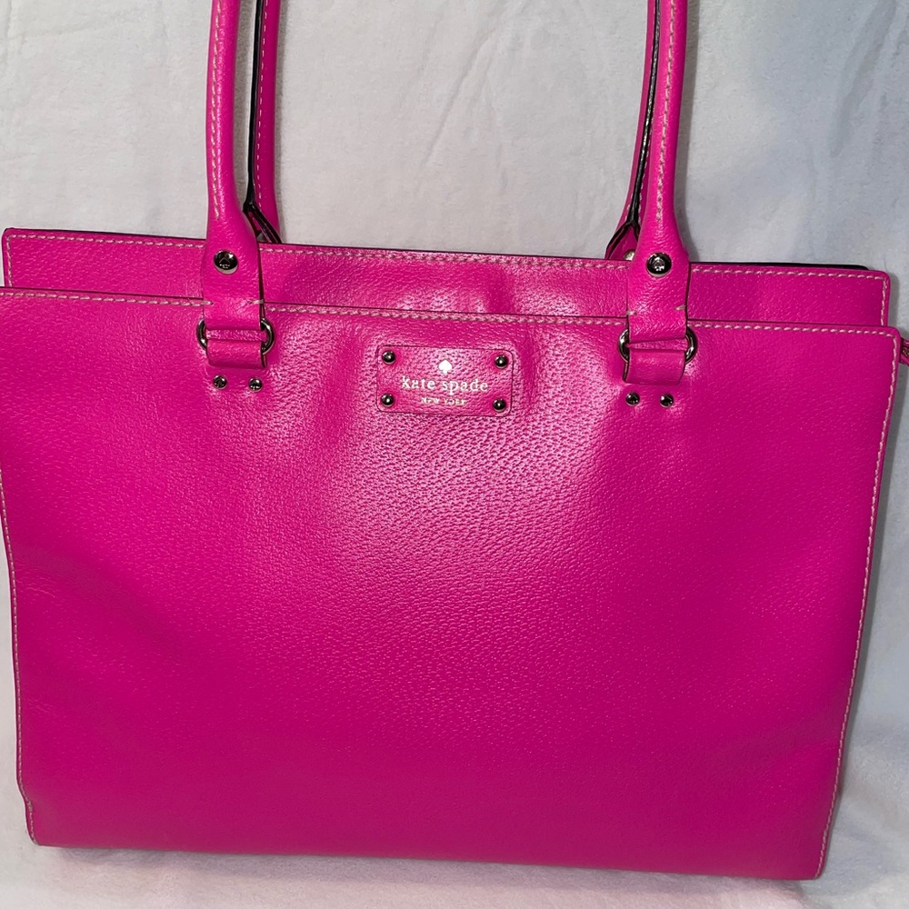Kate Spade Medium/ Large purse with Laptop Sleeve - Picture 1 of 2